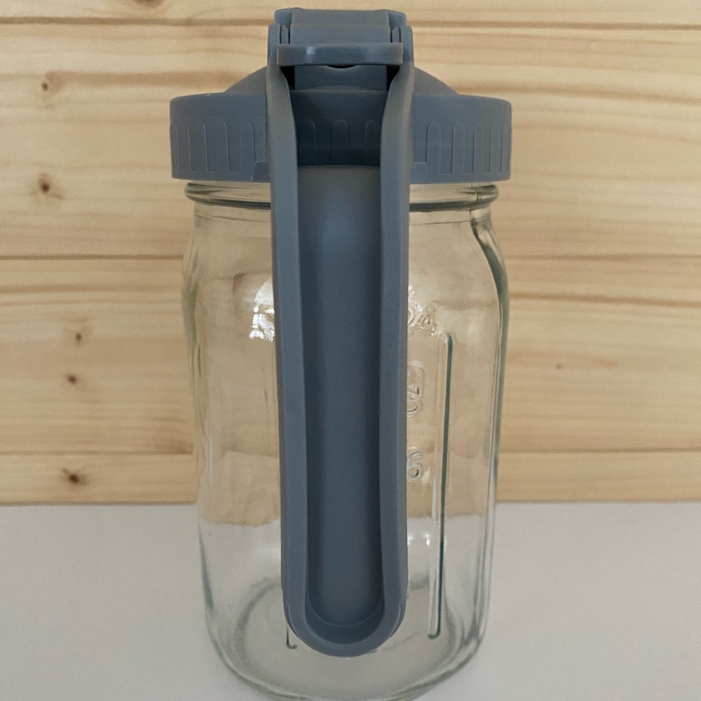 Mason Jar Pitcher 32 oz Glass Pitcher Double Leak-Proof Lid with Handle Jug Grey - Picture 4 of 9